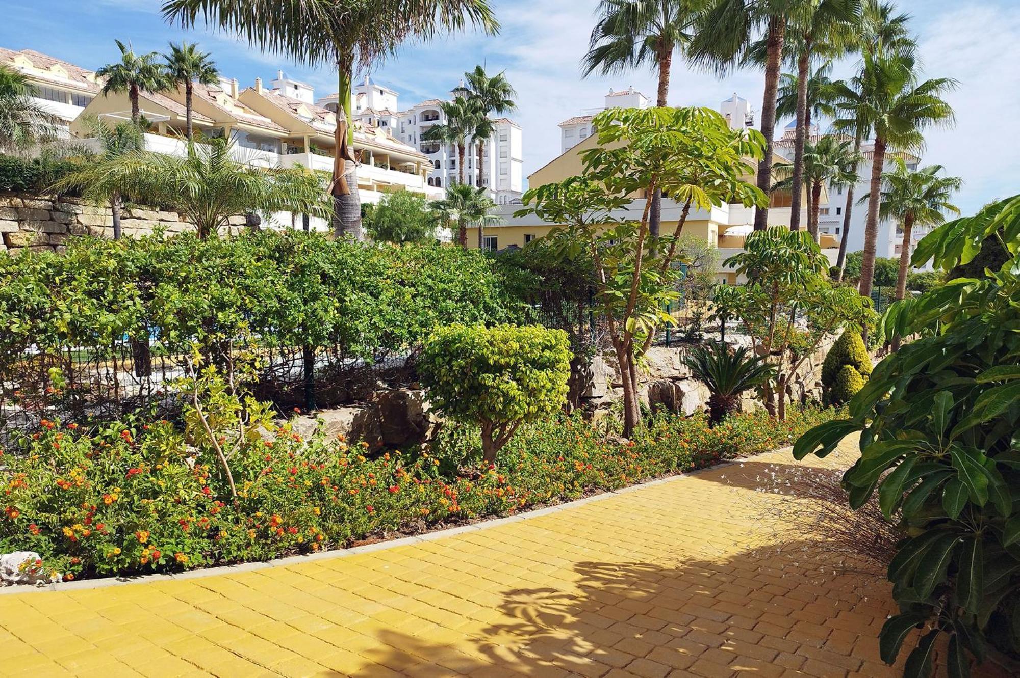 Puertosol 2 Appartement Estepona Buitenkant foto