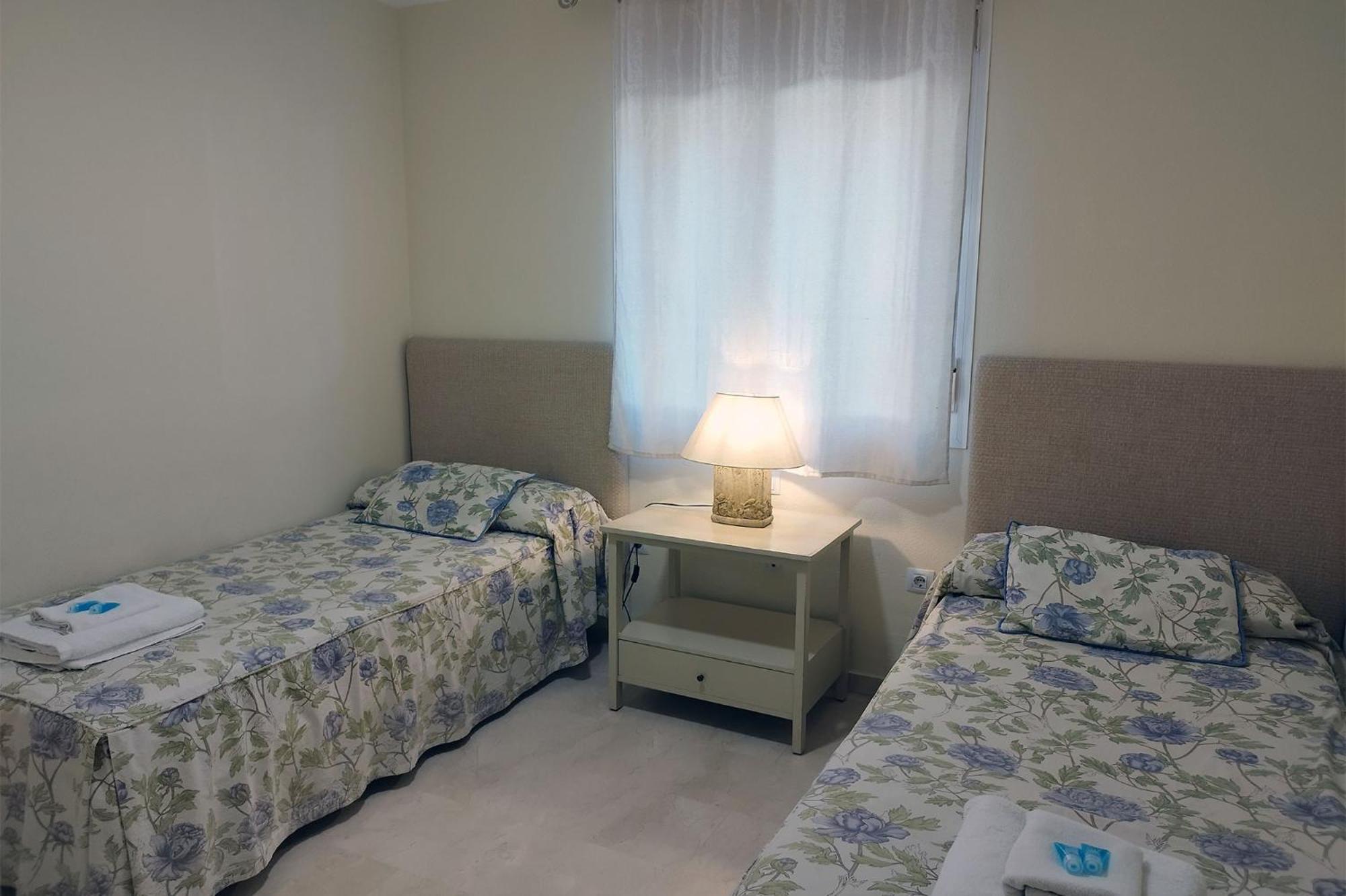 Puertosol 2 Appartement Estepona Buitenkant foto